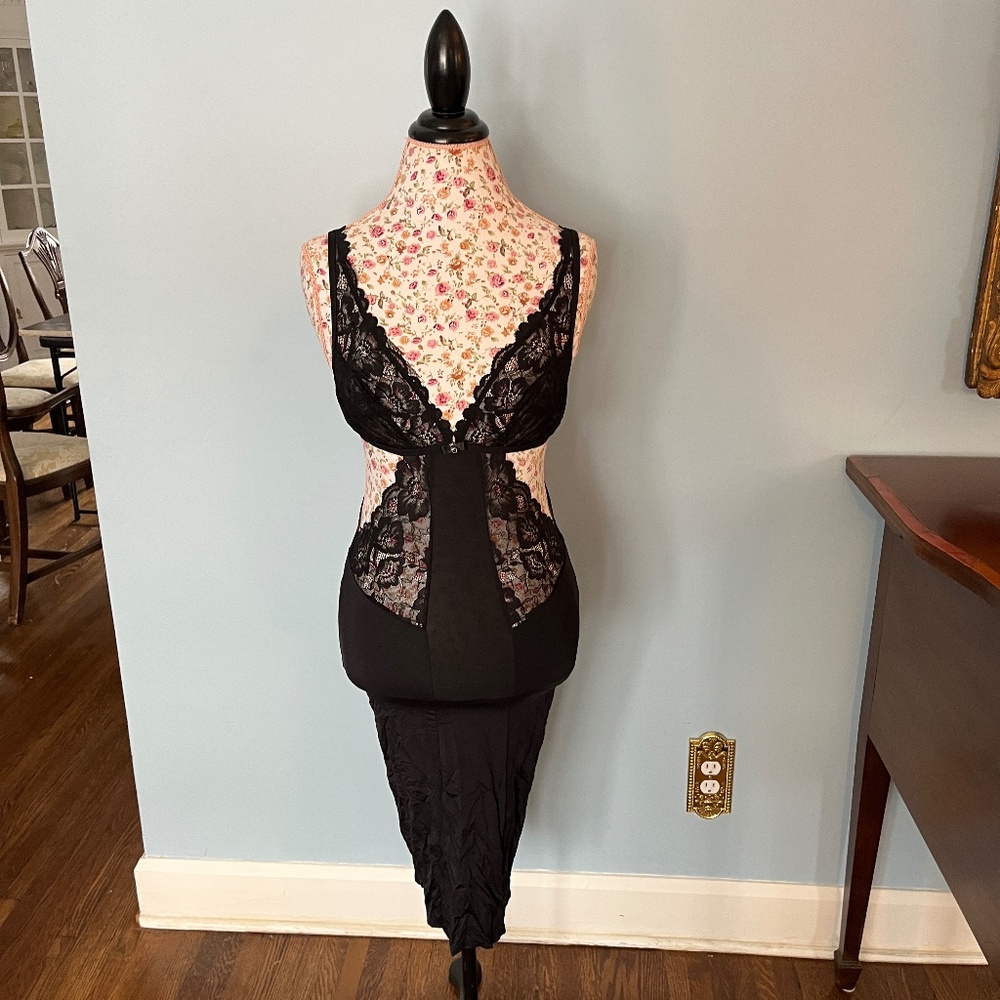 NWT Gorgeous Sexy Blush Black Lace Cutout Slip. Sz S. MSRP $78